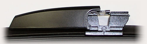Щётки стеклоочистителей  автомобиля AUDI A6 (07.01 - 03.04),   AUDI A6 AVANT(10.01-03.05)пр-во VALEO бескаркасные   арт. VM302